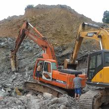 廈門(mén)小型挖掘機(jī)租賃 建軍協(xié)城建筑工程公司專(zhuān)業(yè)供應(yīng)與設(shè)備租賃服務(wù)